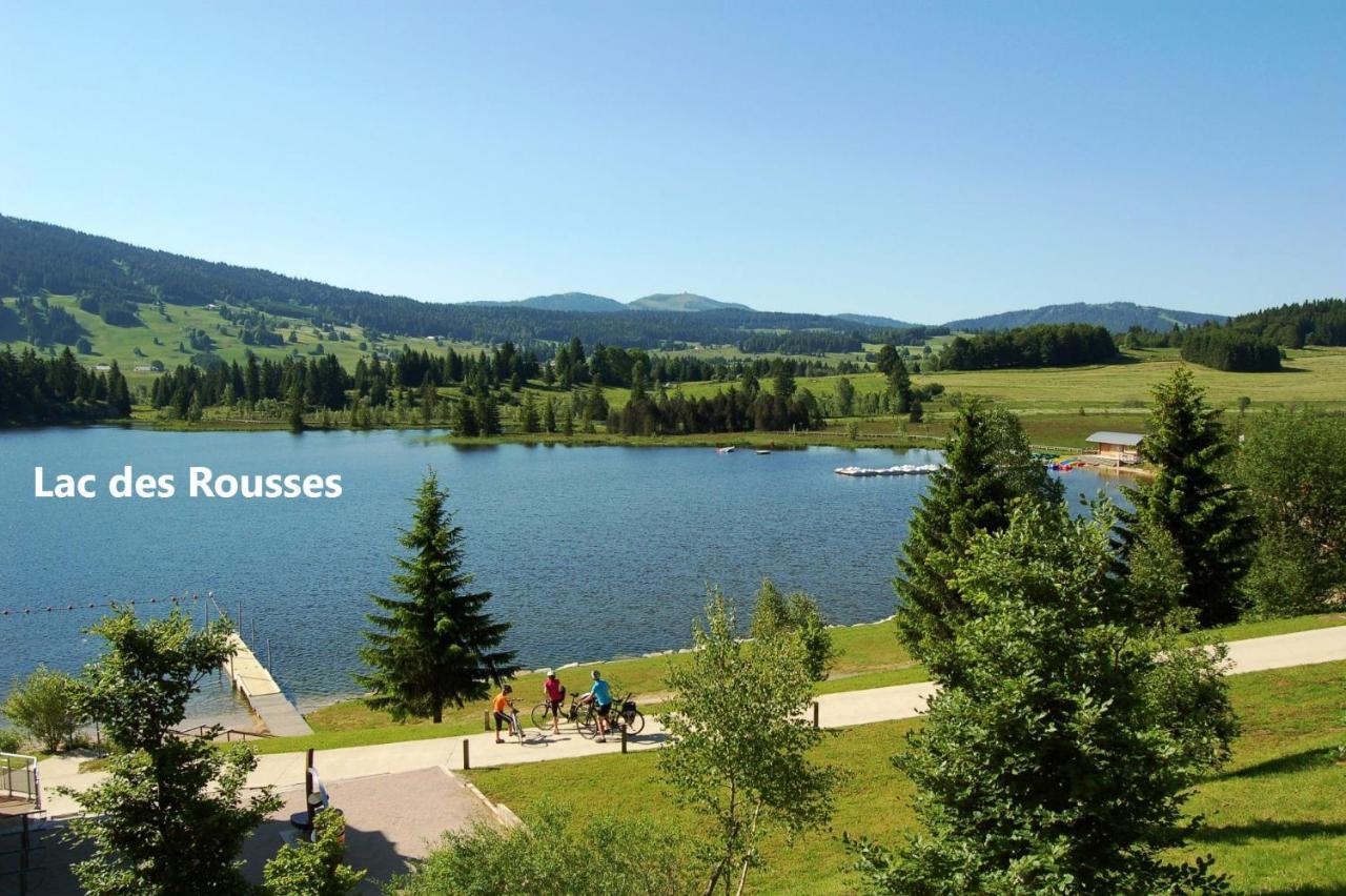 Sauna En Bord De Riviere Morez Exteriör bild
